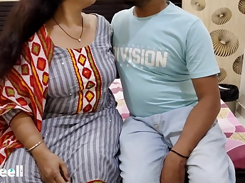 Contaminated Hindi hottie Maa Chod Di gets her denude throng pounded around HD