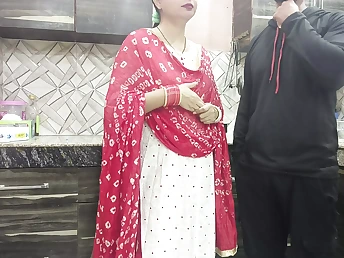 Kitchen sex: torrid Indian Desi GF gets her body wrecked by ex- BF's x master in torrid cowgirl act