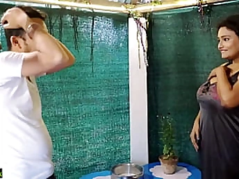 Witness Indian Bhabhi Suya025 get surprise from the rear fuck-a-thon with her buxomy Indian homie