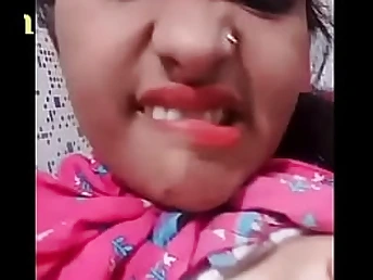 Witness this Indian teenie girlfriend gang-fuck with her bf for a super-fucking-hot Desi 3 way