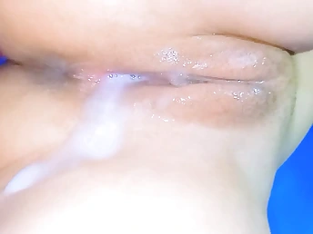 Close-up of sister Sischa Came to my place at night to tear up me - no strings affixed!