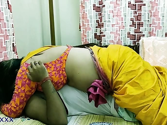 Bengali Cougar Aunty vs School stud!! Pay mansion rent or plow