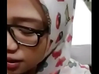 Tudung Plumb & Facial Cumshot