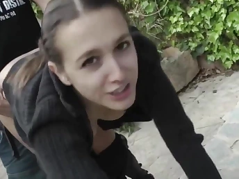 Real outdoor doggyfuck in ass w young hoe
