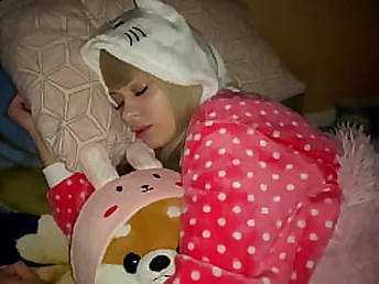 MY step FATHER Humped ME AGAIN WHILE I WAS SLEPD