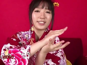 Kimono-clad MILF Chiharu's grave blow-job and hardcore longing in JAV