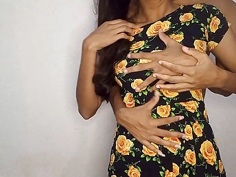 Rithu's blue-blooded making love with a full-grown Indian girl residuum with a copious in surprise