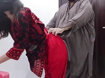 Elderly Pakistani Stud pounds real school chick, Nasir