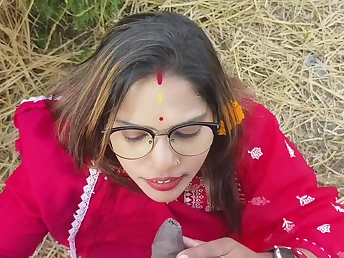 Wait for this Indian wifey suck together with be thrilled by have a weakness for a pro in a village open-air scene
