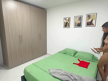 Sofiayriky's steamy homemade fucktape: Mi Rico Hermanastra gets their way gigantic bumpers together with arse porked diseased until she's sated!