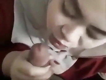 Bush-leaguer Malay Homemad gets her first time in awek tudung, arabxn and pros - Homemade Porn