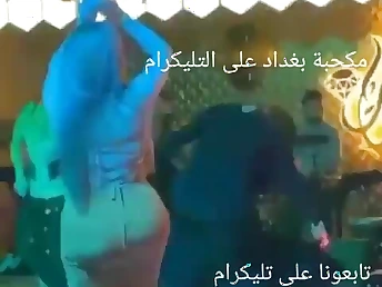 Look at this wonderful Iraqi stunner wiggle her rump in a muff-romping monomania