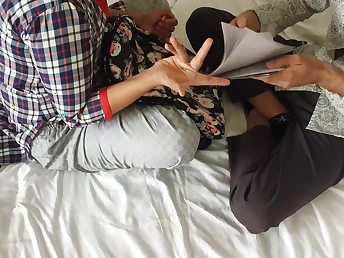 Indian Desi School Dolls Humped Rock-hard at the end of one's tether Her BOYFRIEND in Very first Years Sexual intercourse with Student