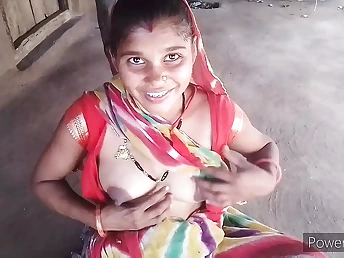 Torrid Indian Desi Aunty Rails Bang-out in Desi Rail Dealings Flick