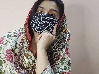 Desi Brit Bhabhi gets her Pakistani Nurse's cock-squeezing make a mess of pulverized in bedroom