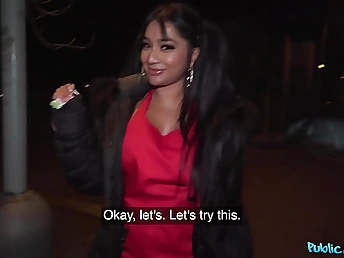 Yasmina Khan gets their way wet Indian pussy pounded by Martin Gun's sham go-between