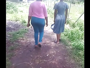 Sexy's close-fisted butt gets pounded abiding in COUGAR's steamy Ethiopian session