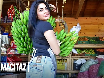 Eyewitness how this unexperienced Latina devora Robles gets their way cunny boned at the end of one's tether a pre-eminently a free manhood in HD