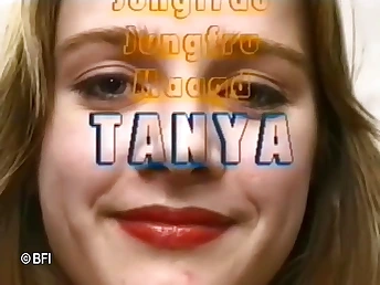 Tanya Moscow gets fingered and hirttailed respecting hot homemade pic